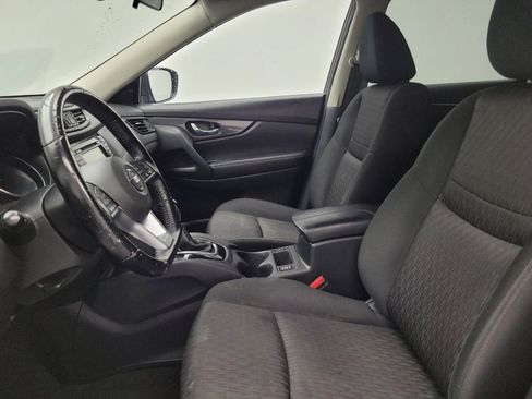 Used 2020 Nissan Rogue SV FWD image 17