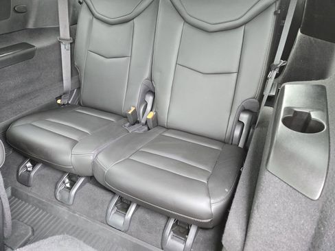 Used 2024 Cadillac XT6 Premium Luxury w/ LPO, Floor Liner Package AWD/4WD image 22