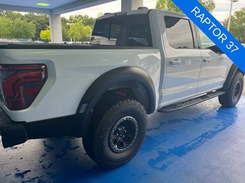 Used 2025 Ford F150 Raptor AWD/4WD image 3