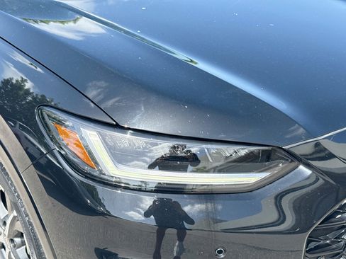 Certified 2023 Honda HR-V EX-L image 33