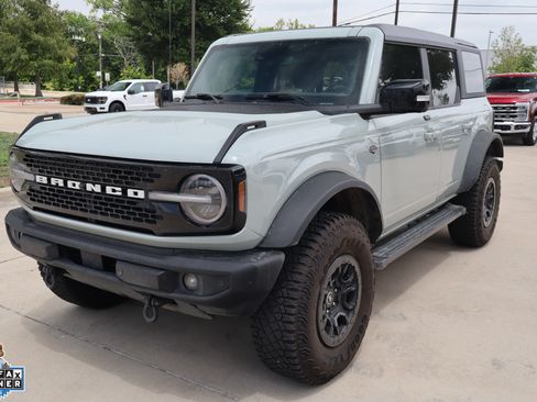 Used 2021 Ford Bronco Wildtrak AWD/4WD image 8