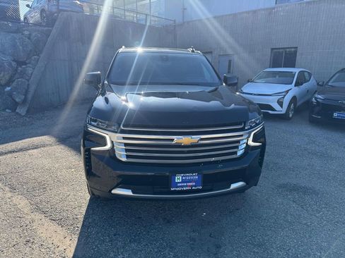 Used 2021 Chevrolet Suburban High Country AWD/4WD image 9