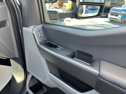New 2026 Ford F550 4x4 Crew Cab w/ XLT Value Package image 43