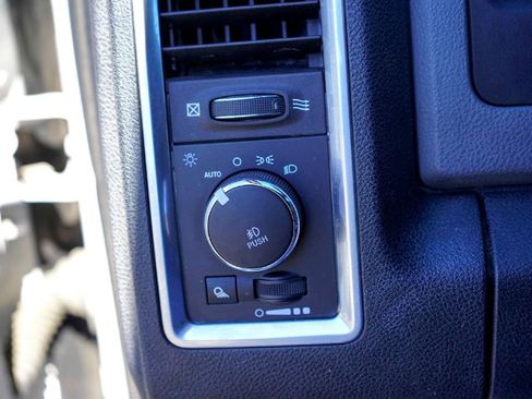 Used 2018 RAM 1500 Lone Star image 19