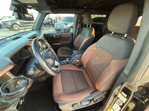 Used 2023 Ford Bronco Outer Banks image 16