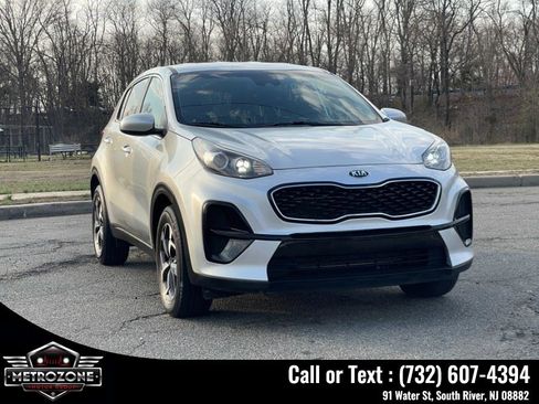Used 2020 Kia Sportage LX FWD image 11