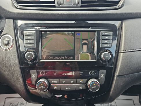 Used 2020 Nissan Rogue SV w/ Premium Package AWD/4WD image 20