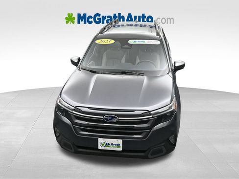 Used 2025 Subaru Forester Limited AWD/4WD image 29
