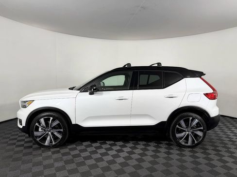 Used 2021 Volvo XC40 P8 Recharge w/ Advanced Package AWD/4WD image 18
