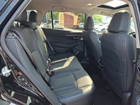 Used 2022 Subaru Outback Limited AWD/4WD image 15