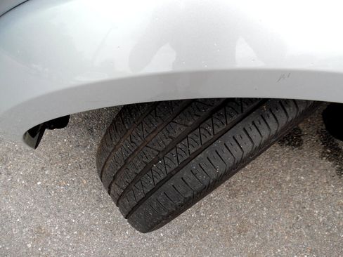 Used 2015 Land Rover LR4 HSE image 27