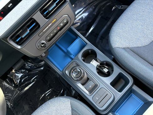 New 2025 Ford Maverick XLT image 34