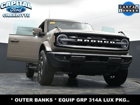 Used 2025 Ford Bronco Outer Banks AWD/4WD image 38