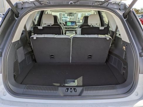 New 2026 Lincoln Aviator Reserve image 12