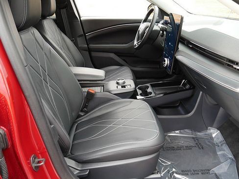 Used 2024 Ford Mustang Mach-E Select w/ Comfort Package Lite image 49