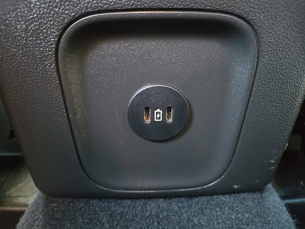 Used 2025 Ford Escape ST-Line Select AWD/4WD image 39
