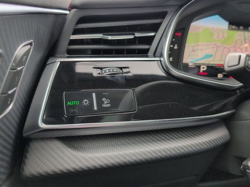 New 2026 Audi SQ8 Prestige image 14