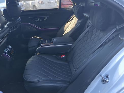 Used 2022 Mercedes-Benz S 580 4MATIC Sedan image 11