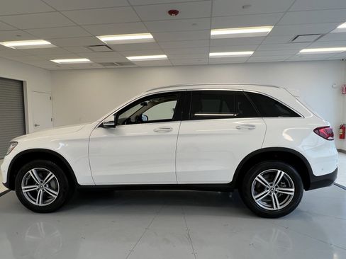 Used 2021 Mercedes-Benz GLC 300 4MATIC image 4