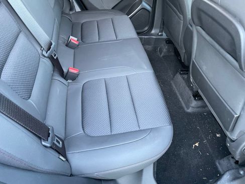 Used 2023 Chevrolet TrailBlazer RS FWD image 15