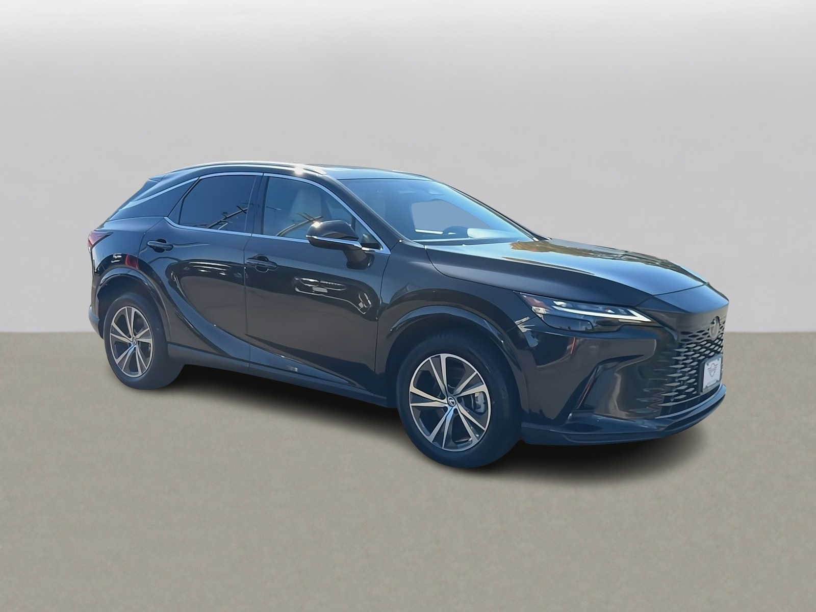 Used 2023 Lexus RX 350 Premium w/ Accessory Package AWD/4WD image 2