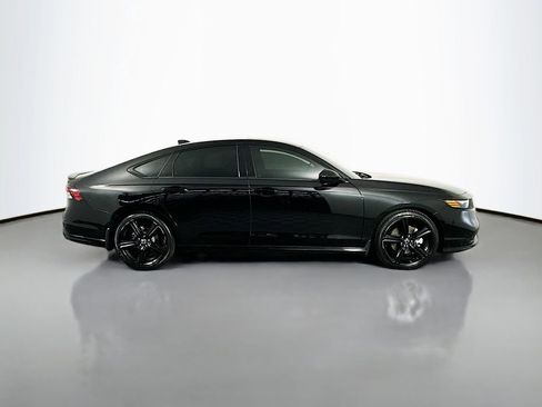 Used 2024 Honda Accord Sport image 9