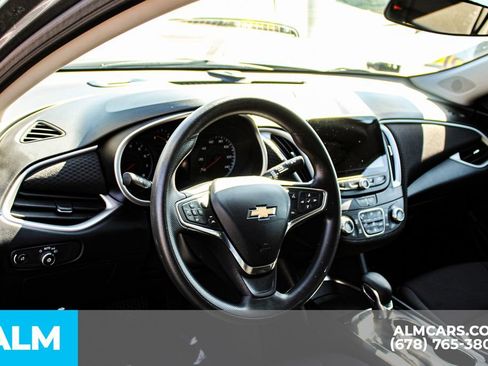 Used 2024 Chevrolet Malibu LT FWD image 30