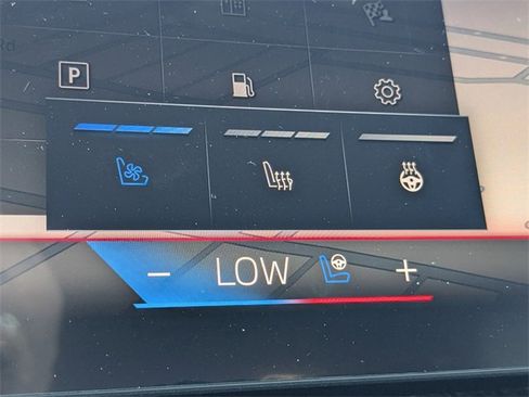 New 2026 BMW X5 M60i w/ Climate Comfort Package image 26