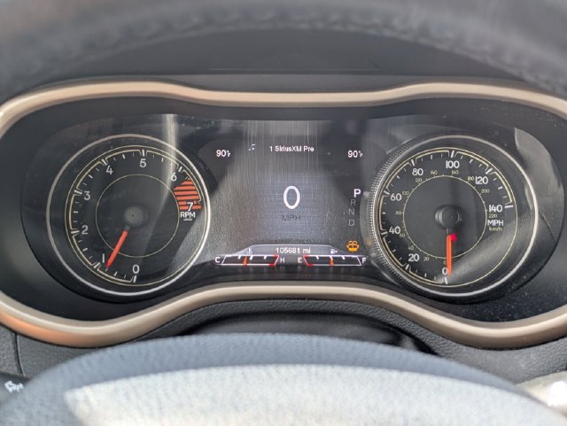 Used 2017 Jeep Cherokee Limited FWD image 16
