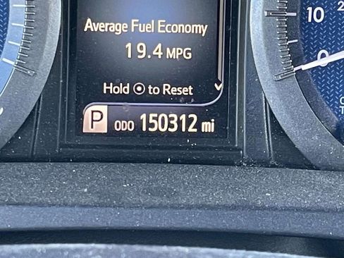 Used 2015 Toyota Sienna XLE w/ XLE Navigation Package image 37