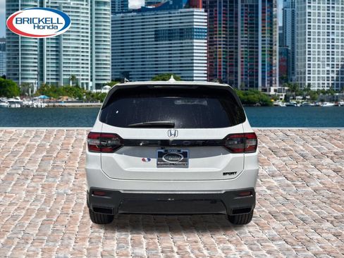 New 2026 Honda Pilot Sport image 6