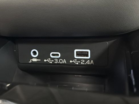 Certified 2024 Subaru Legacy Premium image 25