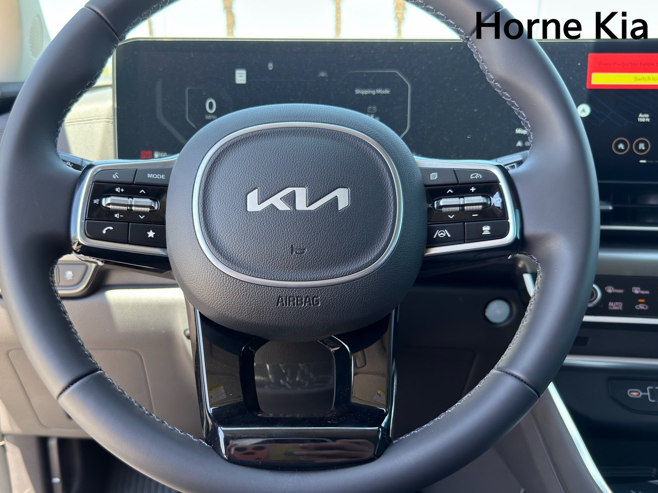 New 2026 Kia Carnival SX w/ SX Dark Edition Package FWD image 12