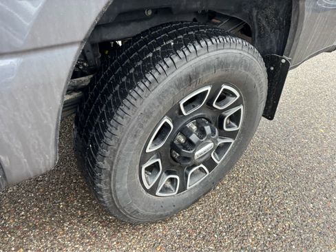 Used 2024 Ford F350 Platinum image 23