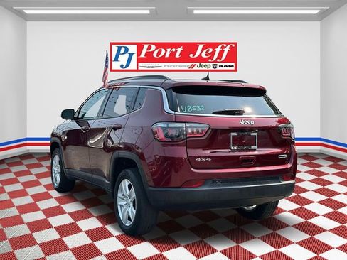 Certified 2022 Jeep Compass Latitude image 6