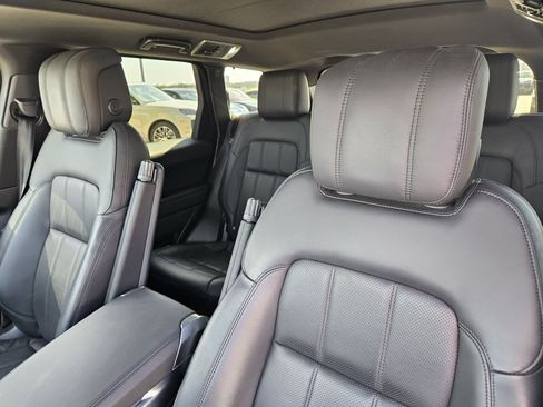 Used 2020 Land Rover Range Rover Sport HSE image 6