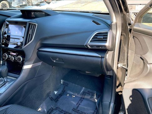 Certified 2023 Subaru Forester Premium image 16