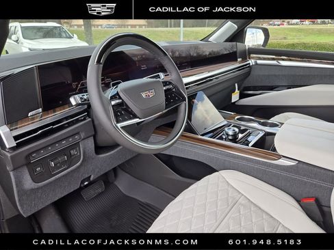 New 2026 Cadillac Escalade Platinum Luxury w/ LPO, Floor Liner Package image 14