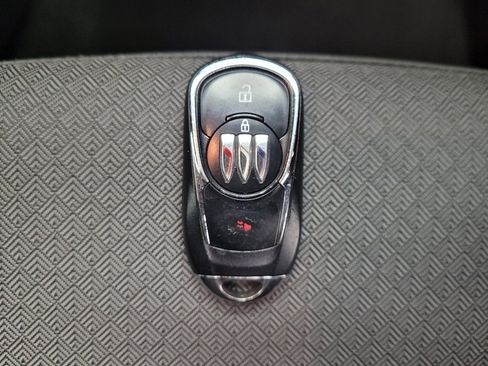 Used 2024 Buick Encore GX Preferred FWD image 32