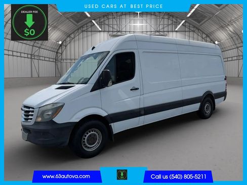 Used 2014 Freightliner Sprinter 2500 RWD image 1