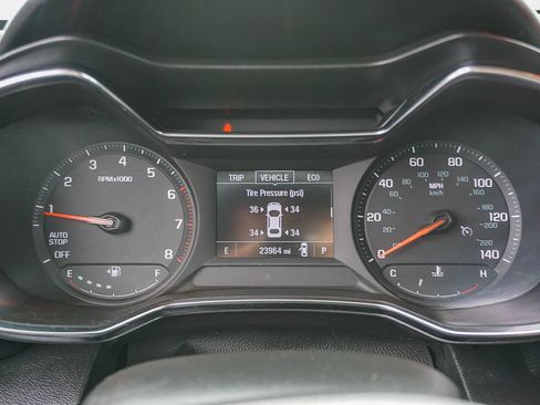 Used 2023 Chevrolet TrailBlazer LT FWD image 21