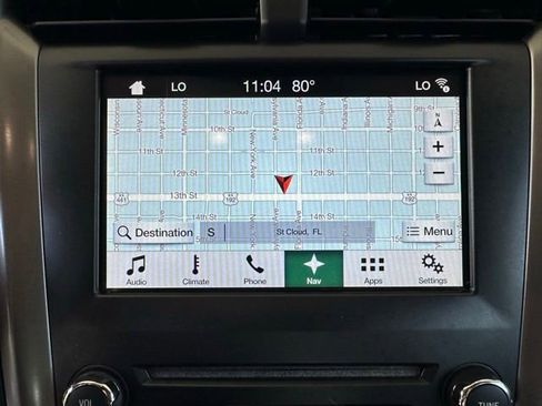 Used 2017 Ford Fusion SE w/ Fusion SE Technology Package FWD image 16