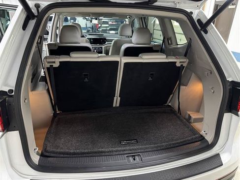 Used 2022 Volkswagen Atlas SE FWD image 12