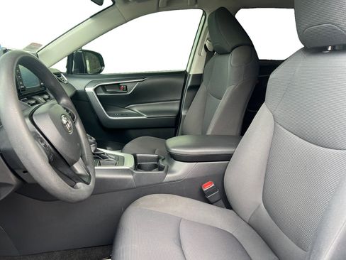 Used 2019 Toyota RAV4 LE w/ All Weather Liner Package image 9
