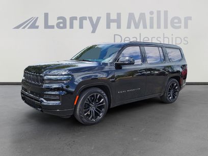 New 2024 Jeep Grand Wagoneer Series III w/ Rear Seat Video Group 1