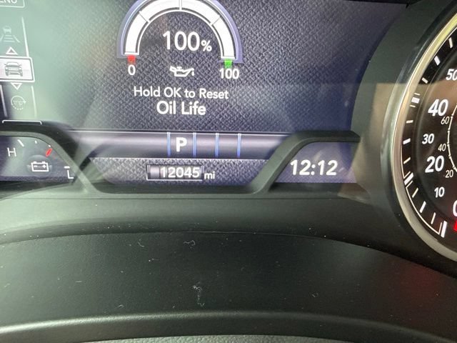 Used 2025 RAM 1500 Laramie AWD/4WD image 18