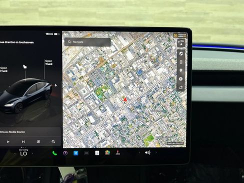 Used 2025 Tesla Model 3 Long Range AWD/4WD image 19