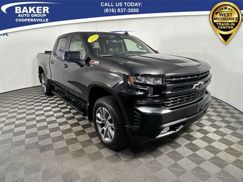 Used 2020 Chevrolet Silverado 1500 RST image 2