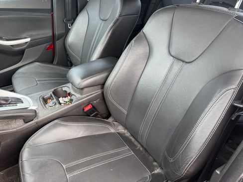 Used 2014 Ford Focus SE w/ Equipment Group 201A image 11