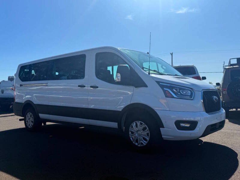 Used 2023 Ford Transit 350 XLT RWD image 3